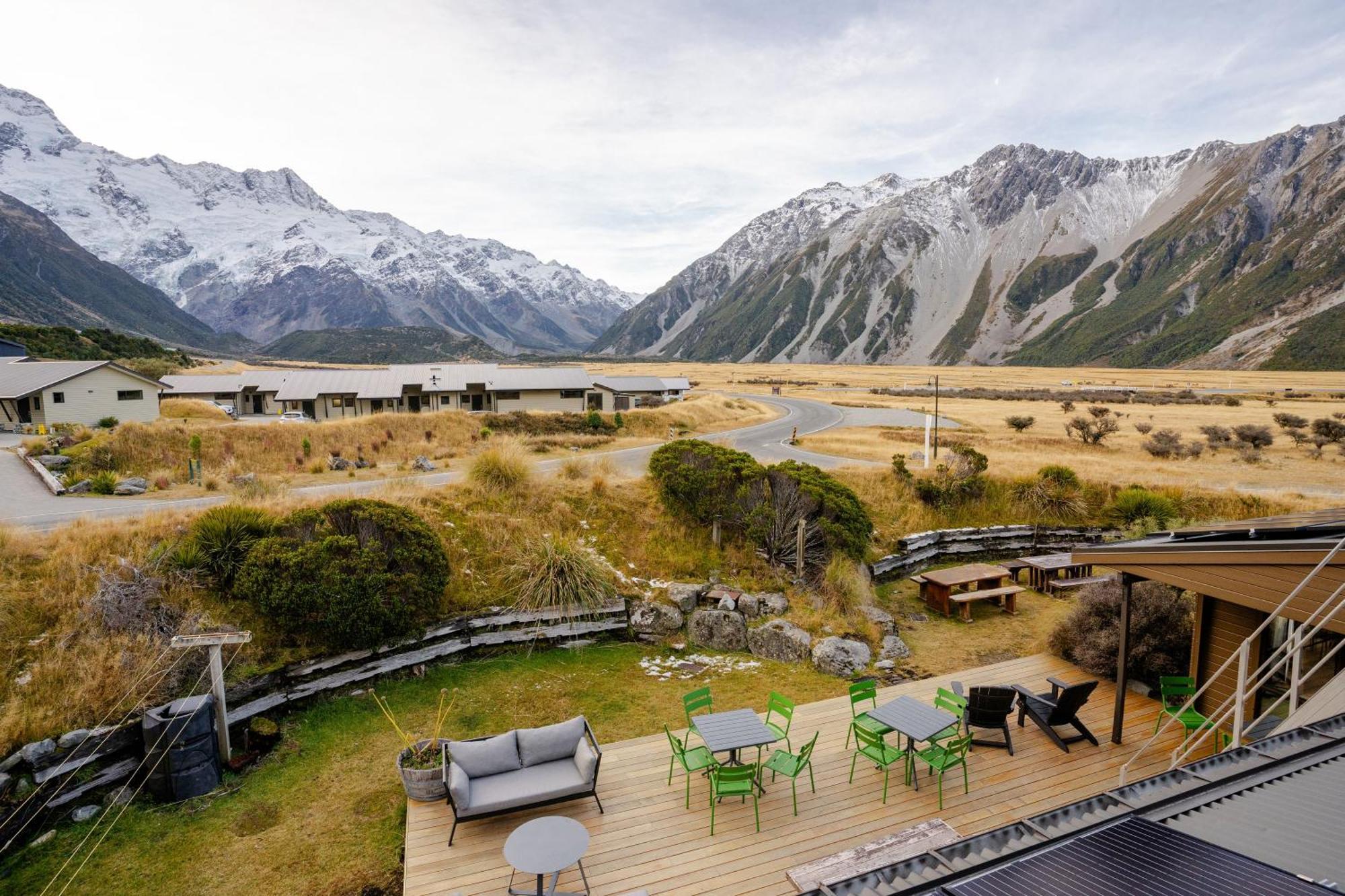 Haka House Aoraki Mt Cook Hostel Aoraki / Mount Cook Exterior photo